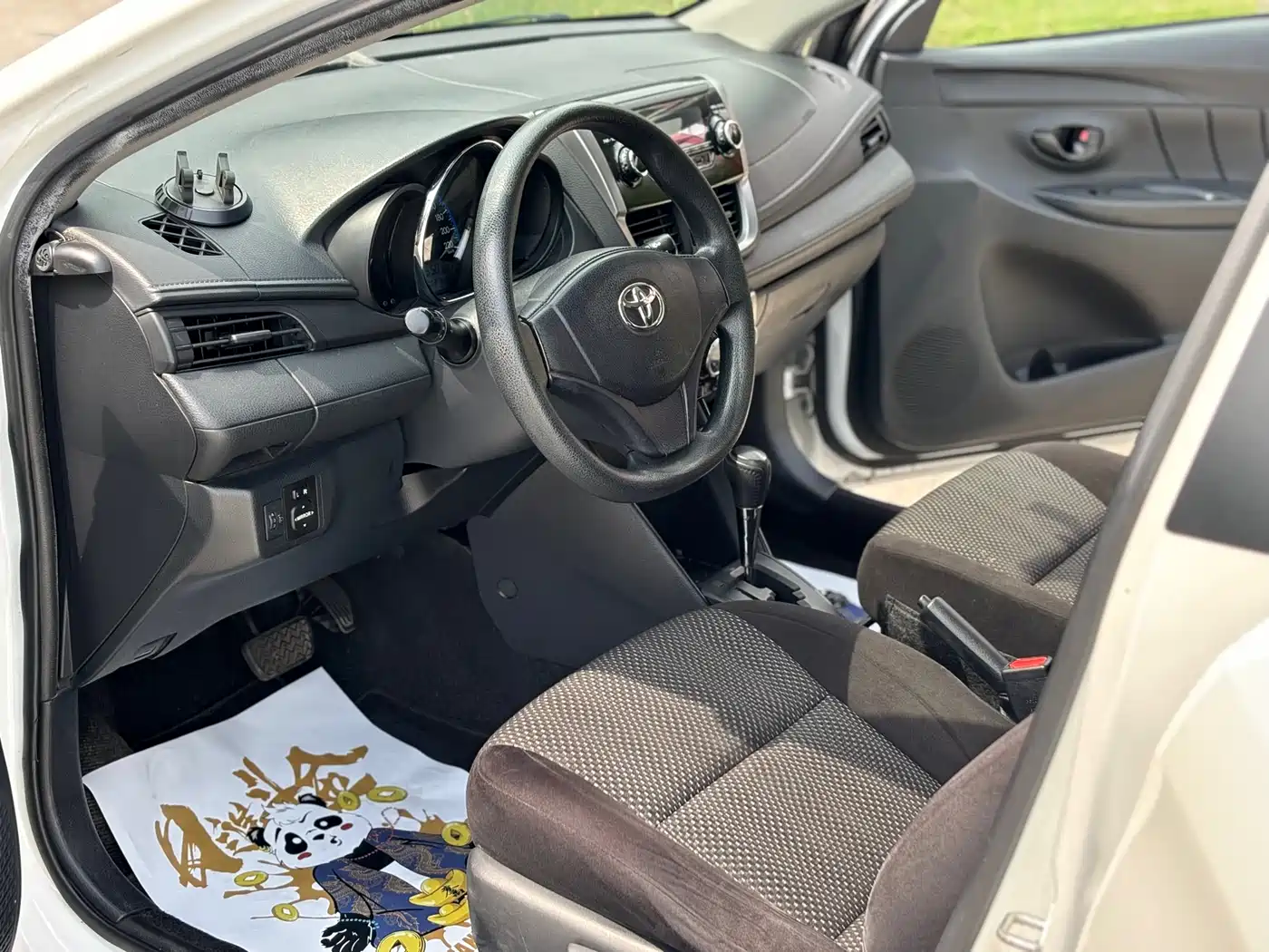 Toyota Vios FS 2017 1.5L CVT Fengchi Edition фото 8