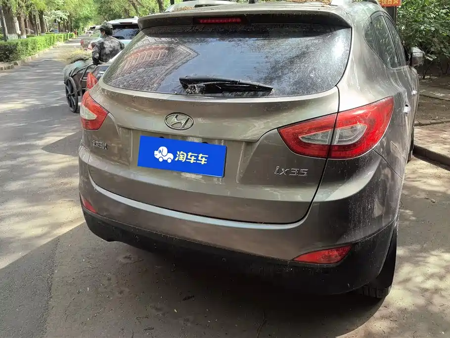 Hyundai Beijing Hyundai ix35 2013 2.0L Auto 2WD Smart GLS China IV фото 3