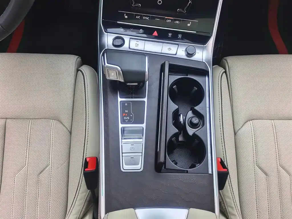 Audi A6L 2023 55 TFSI quattro Exclusive Elegance фото 14