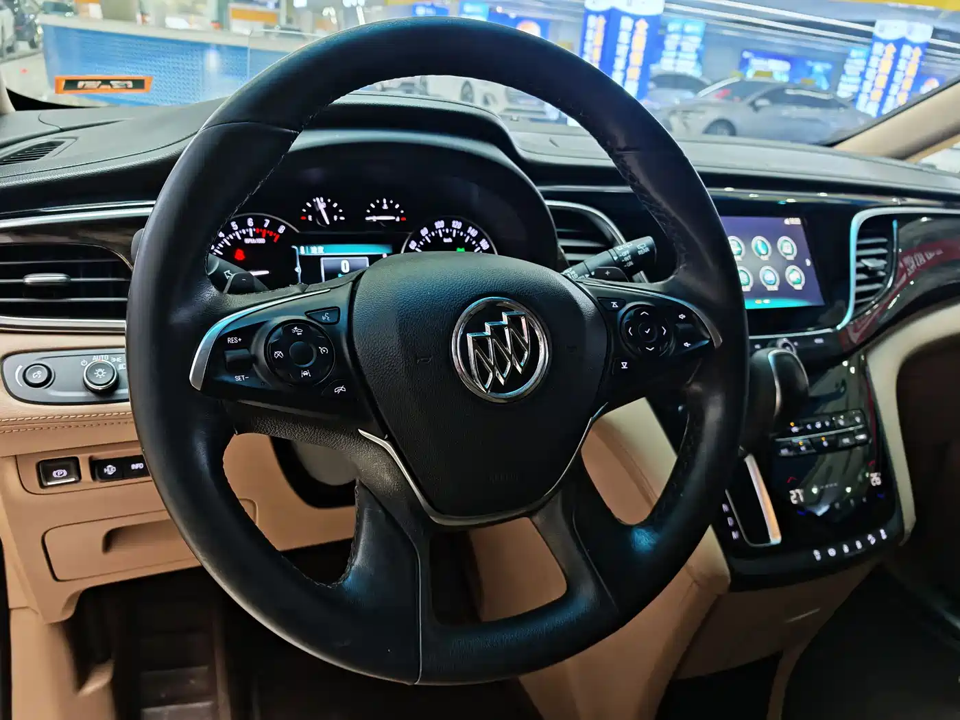 Buick GL8 2018 ES 28T Flagship Type China VI фото 5