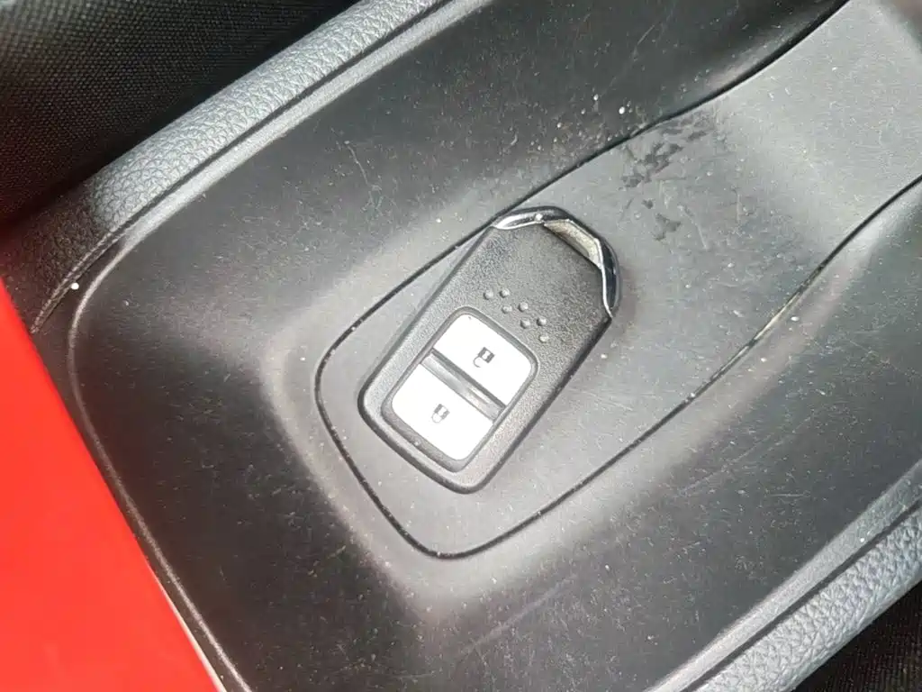 Photo 9 - Honda Fit