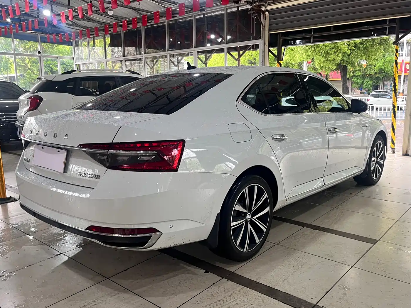 Škoda Superb 2023 Facelift TSI280 DSG Premium Edition фото 9