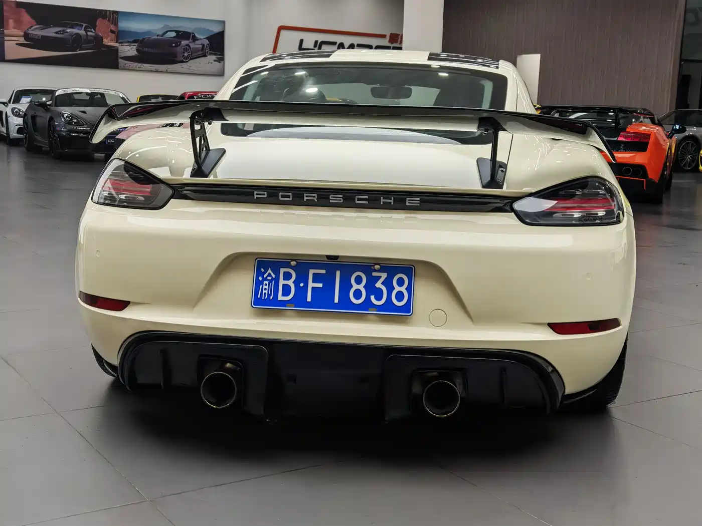 Porsche 718 2016 Cayman 2.0T фото 6