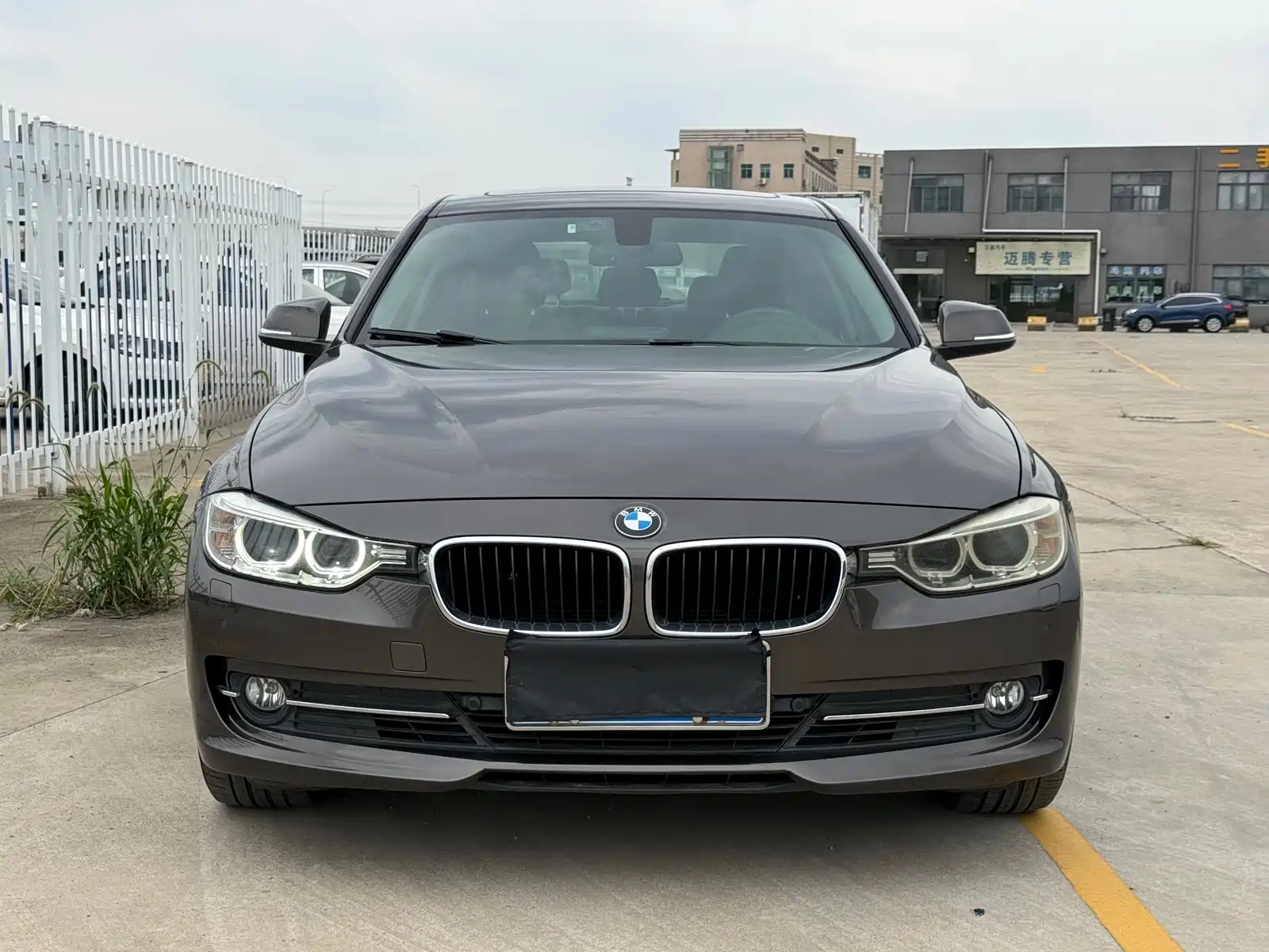 Photo 1 - BMW 3 Series
