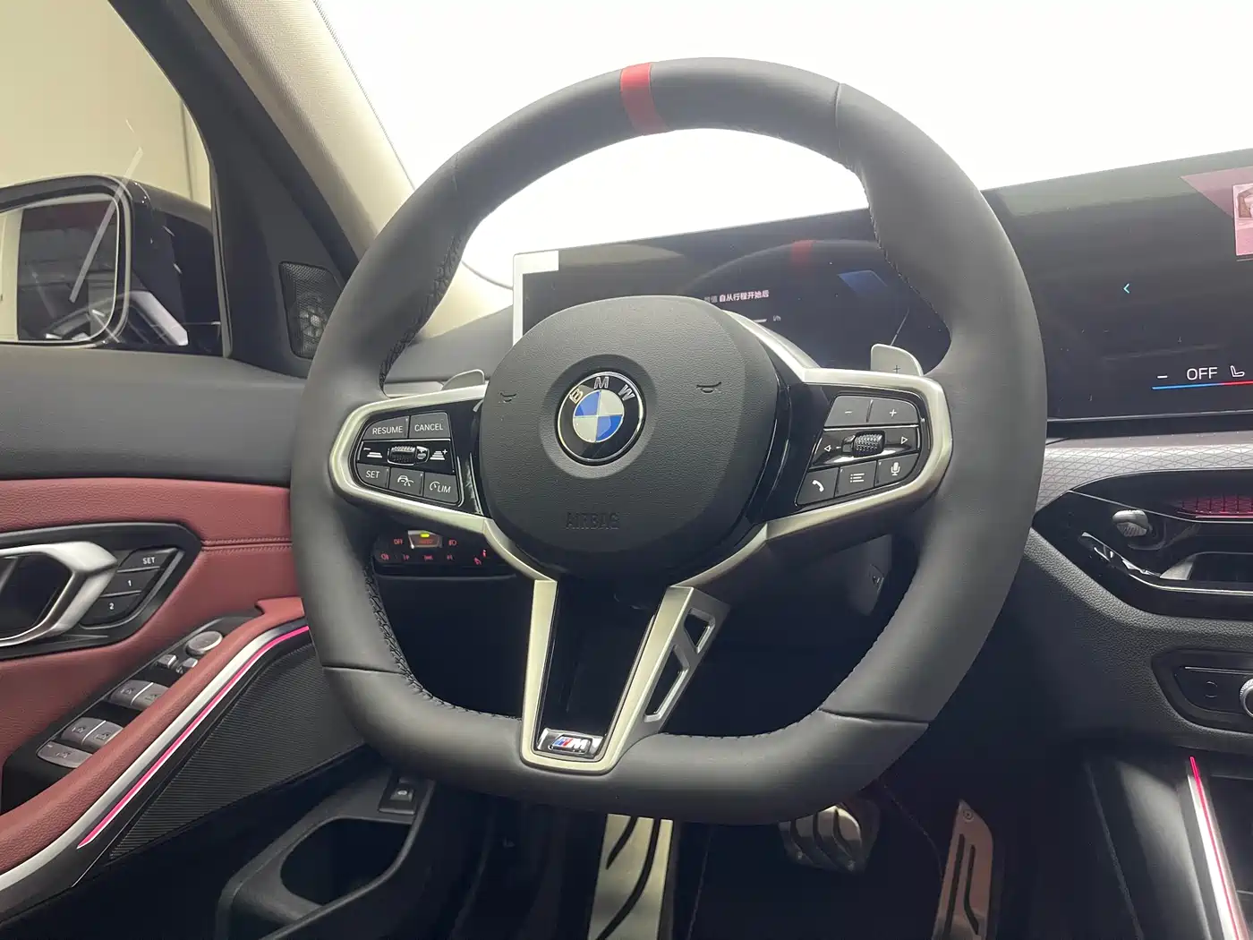 BMW 3 Series 2026 330Li M Sport Shadowline Package фото 17