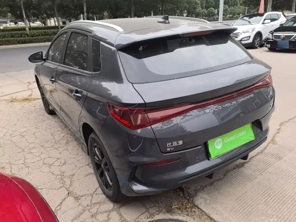 Фото 5 - BYD e2