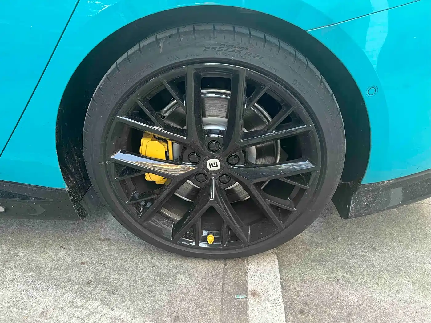 XIAOMI CAR XIAOMI SU7