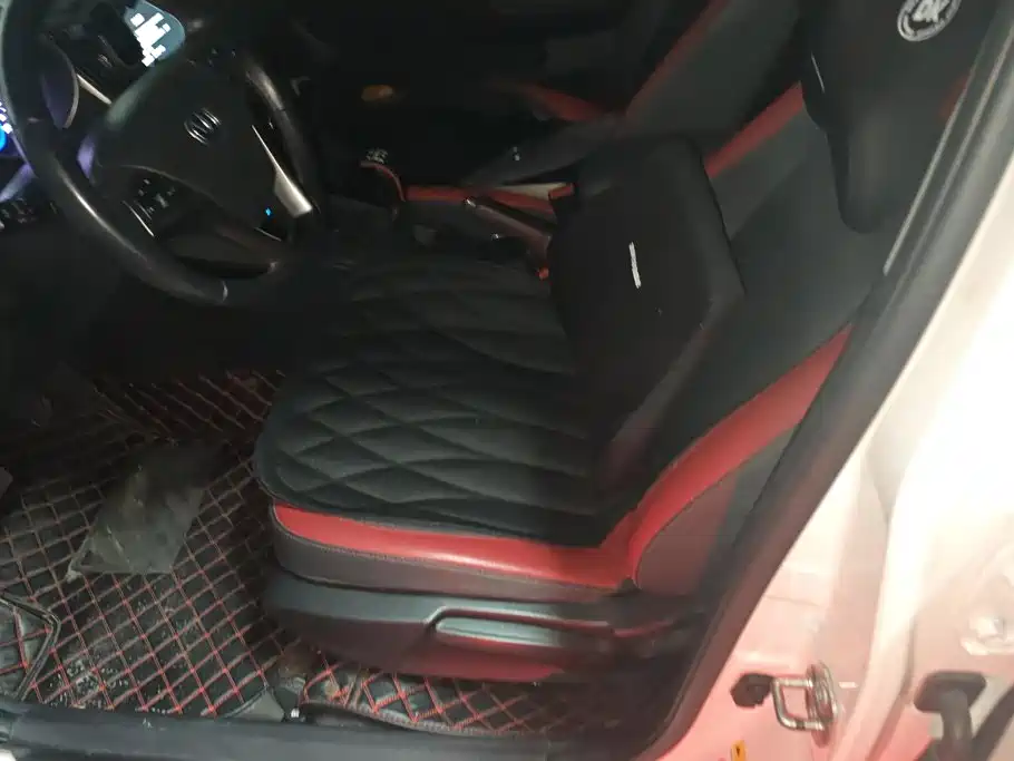 Changan Eado XT 2017 2016 1.6L Manual Stylish Cool Edition