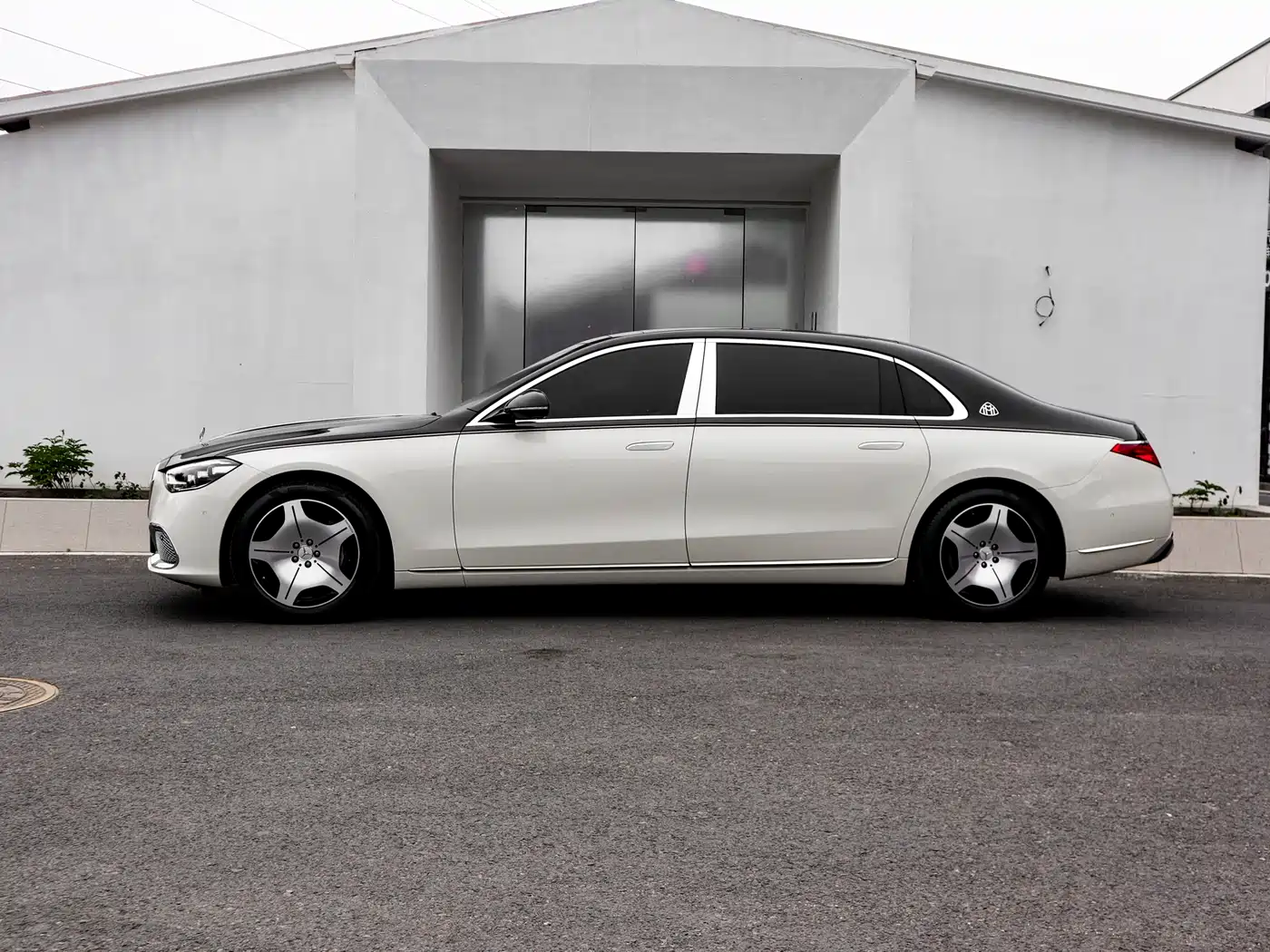 MERCEDES-BENZ MAYBACH S-CLASS