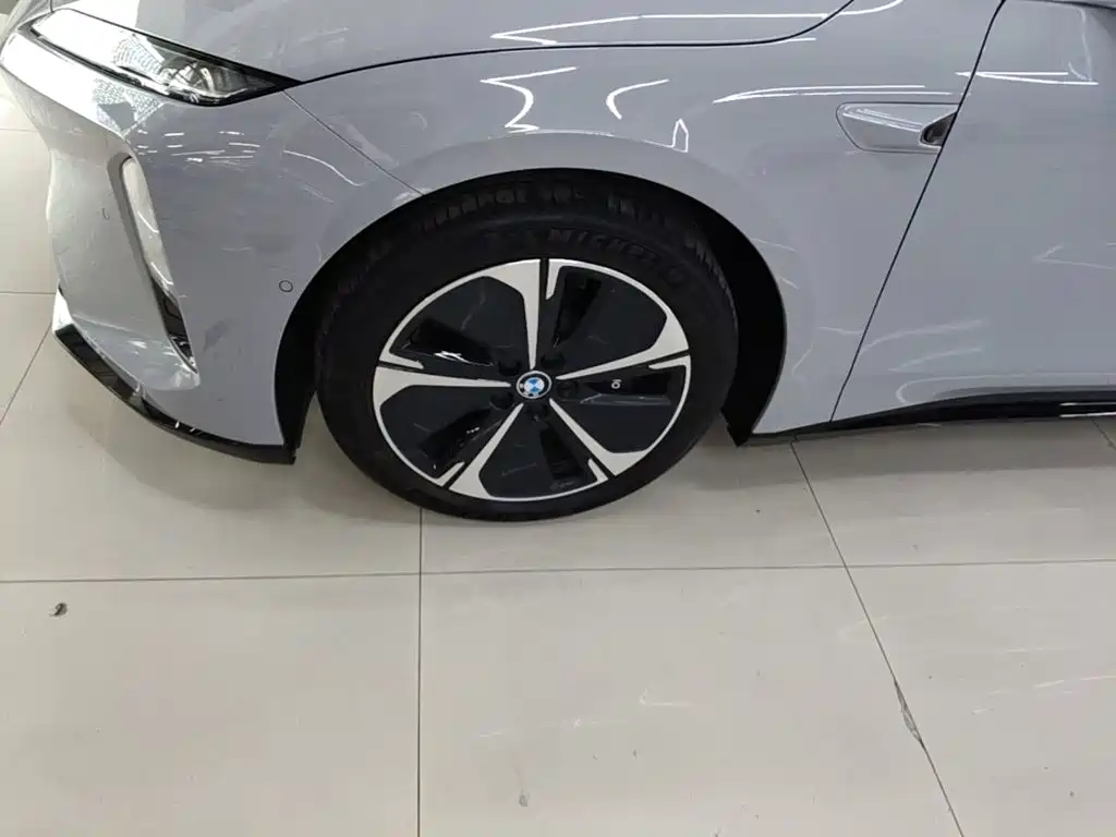 NIO ET5T 2026 2025 75kWh Touring