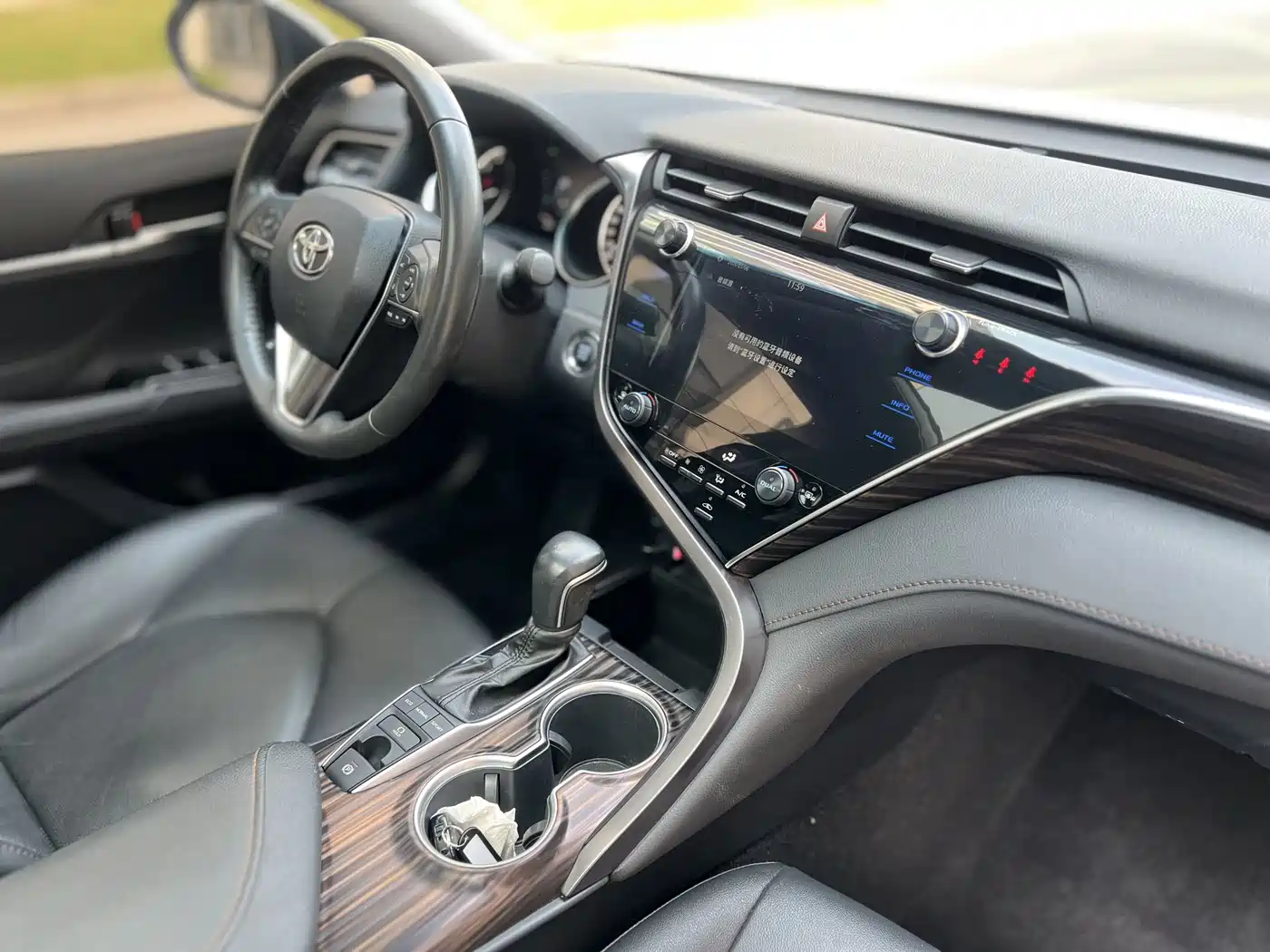 Toyota Camry 2019 2.5G Luxury Edition China VI фото 13