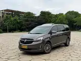 Фото 1 - Buick GL8