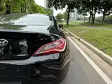 Photo 6 - Hyundai Genesis Coupe