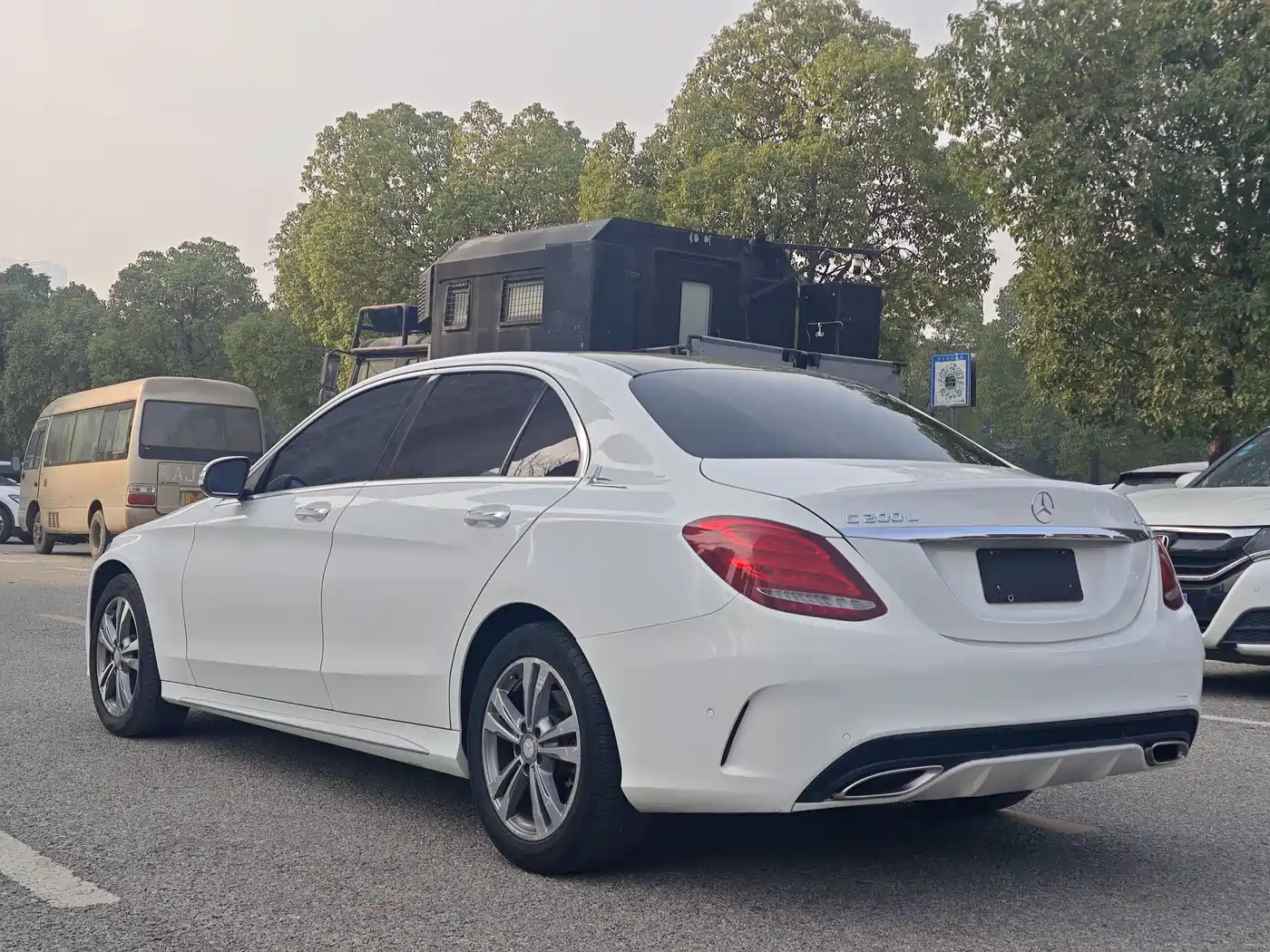 Mercedes-Benz C-Class 2017 C 200 L Sport фото 6