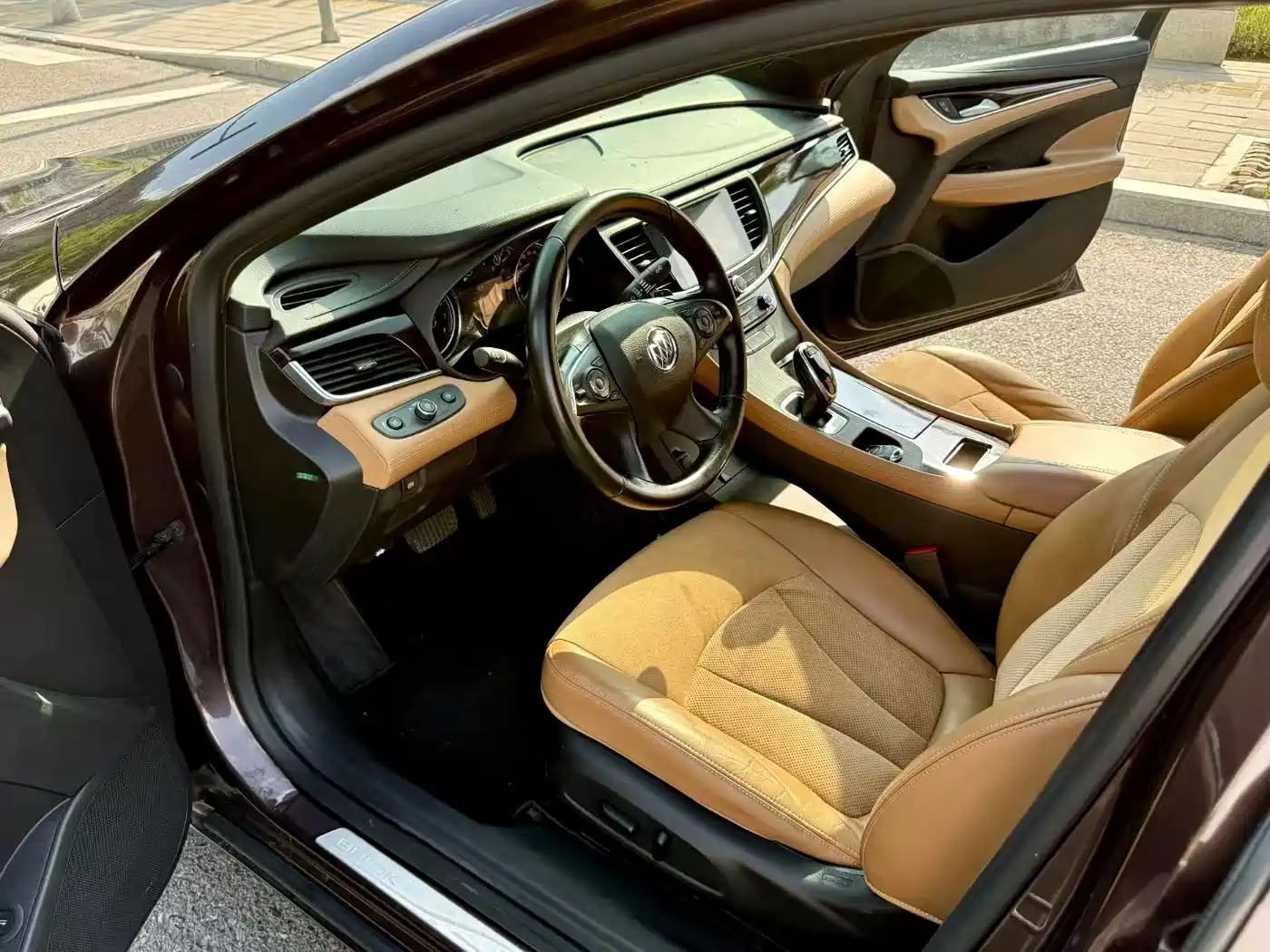 Buick LaCrosse 2018 Model 28T Elite Edition фото 6