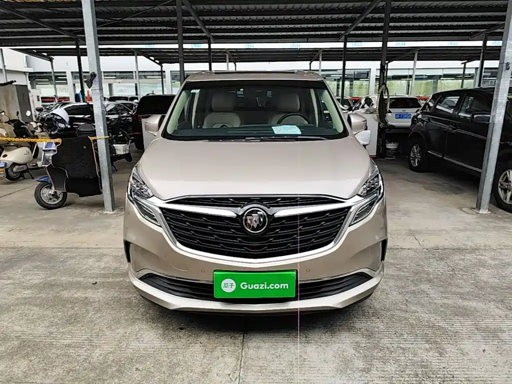 Фото 3 - Buick GL8