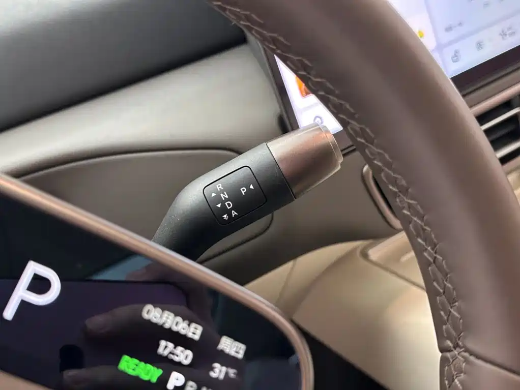 Li Auto MEGA 2025 2024 Ultra