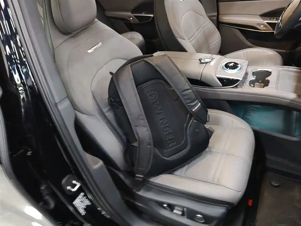 Hongqi Tian Gong 08 2025 680 AWD Smart Selection Edition фото 25