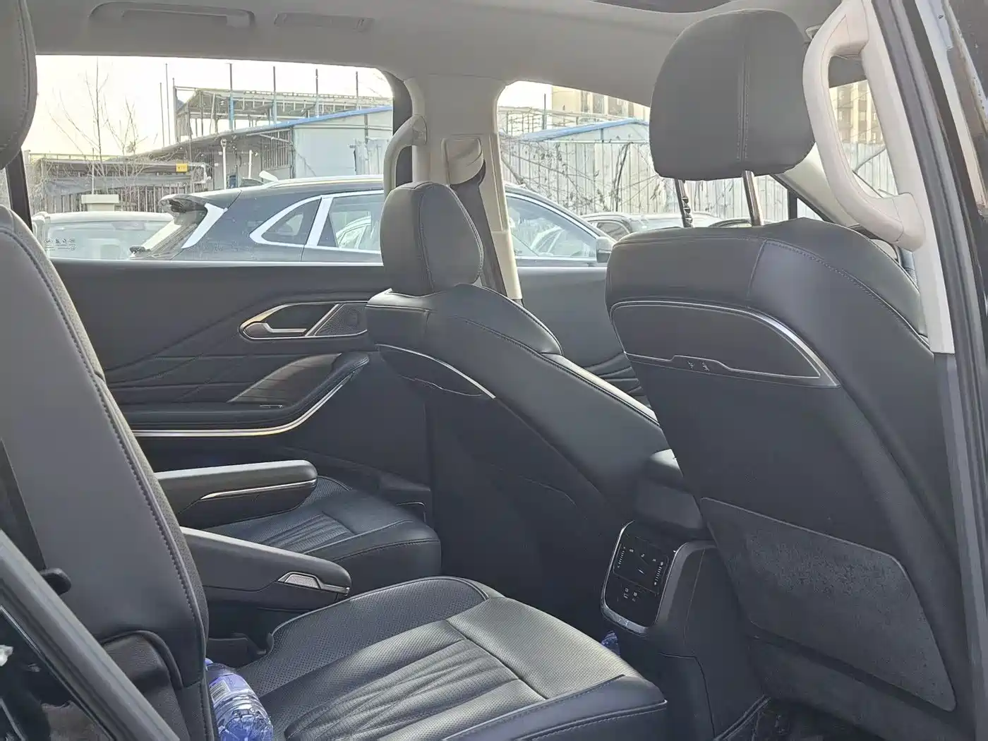 Hongqi HS7 PHEV 2024 2.0T PHEV 4WD Flagship Edition 6-seater фото 20