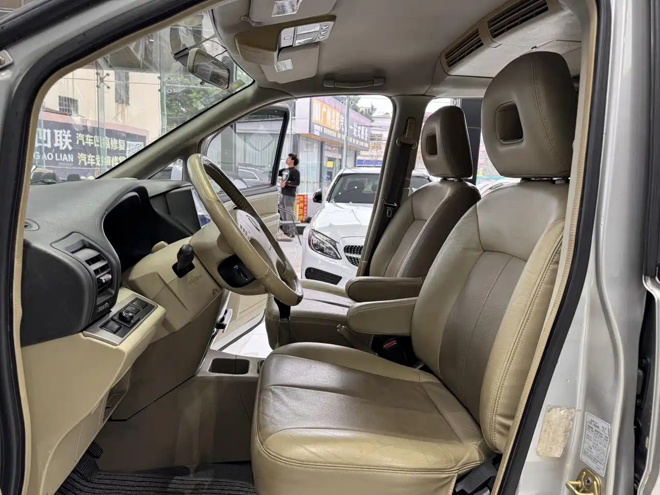 Dongfeng Yuxuan 2013 2009 2.0L Manual Luxury