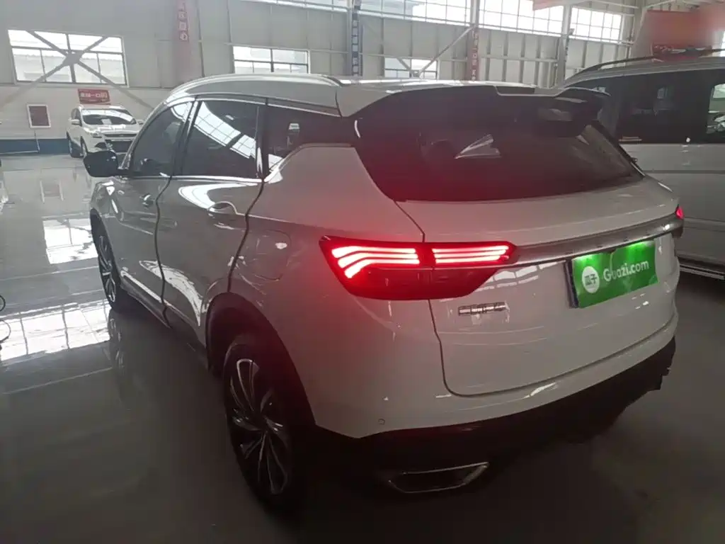 Geely Coolray 2019 2019 260T DCT Ranger China VI