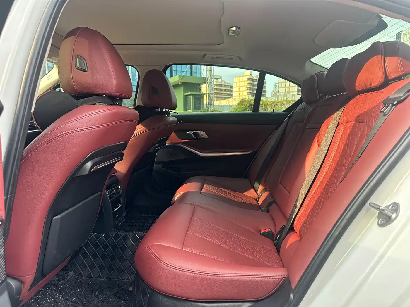 BMW 3 Series 2022 325Li M Sport Package фото 8