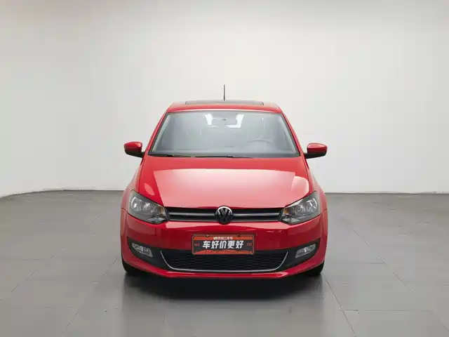 Volkswagen Polo 2011 1.6L Automatic Cool Edition — фото 3