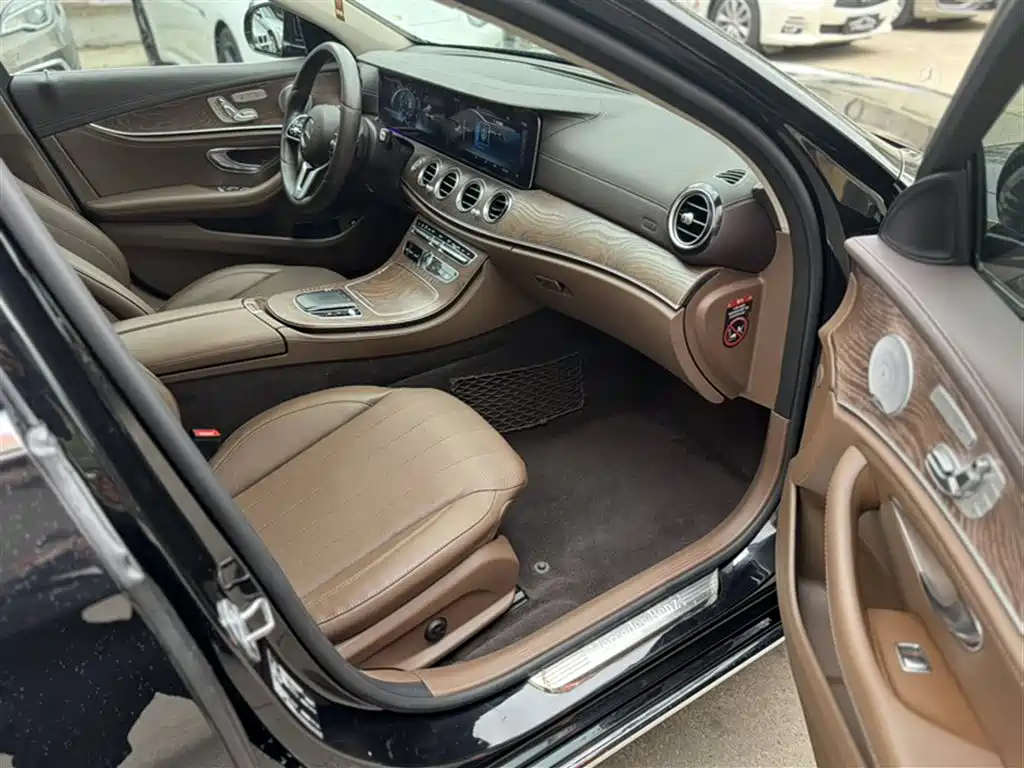 Mercedes-Benz E-Class 2019 Facelift E 300 L Luxury фото 17