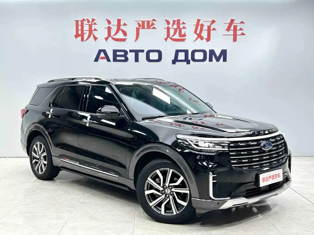 Фото 3 - Ford Explorer