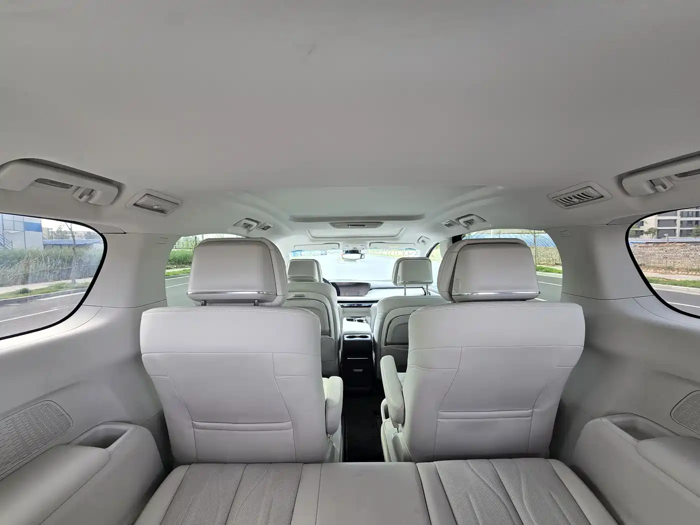 BUICK GL8 NEW ENERGY