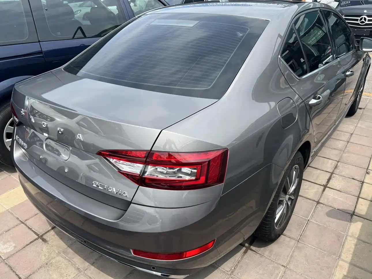 Škoda Octavia 2020 1.5L Automatic Smart Luxury Edition фото 13