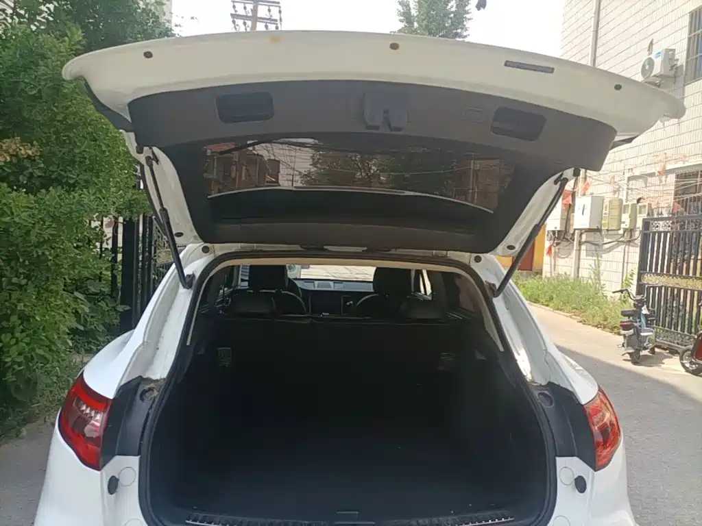 Zotye SR9 2017 2017 2.0T Auto Ultimate Light Edition
