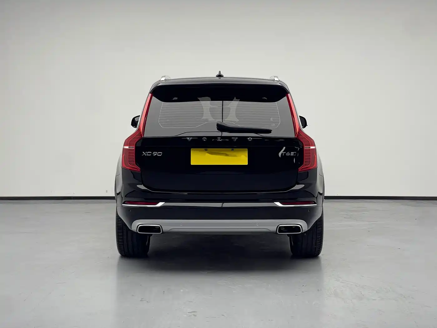 Фото 4 - Volvo XC90