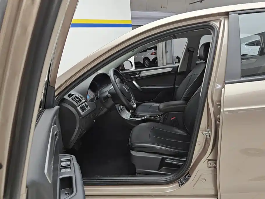 Zhonghua H530 2020 2017 1.6L Automatic Comfort