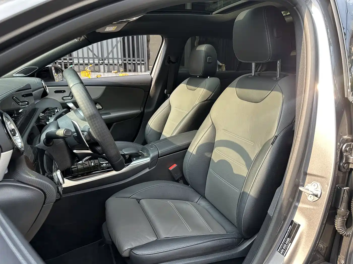 Mercedes-Benz A-Class AMG 2020 AMG A 35 L 4MATIC фото 5