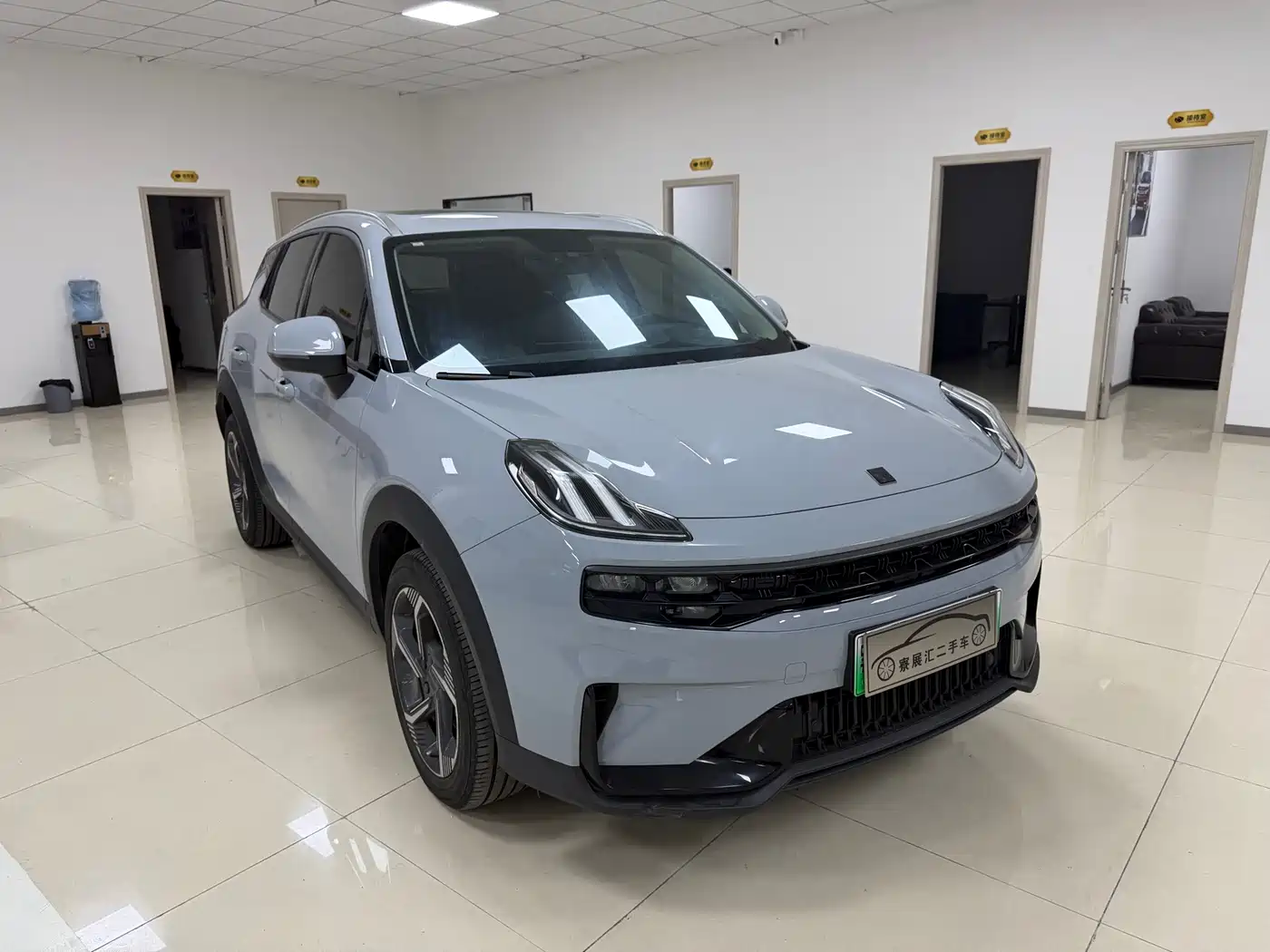 Lynk & Co 06 EM-P 2023 1.5T Remix PHEV Pro фото 3