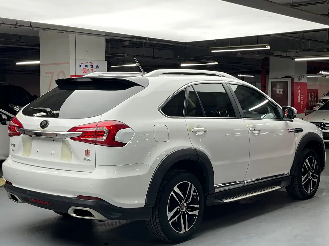 BYD Tang New Energy 2015 2.0T 4WD Flagship фото 4