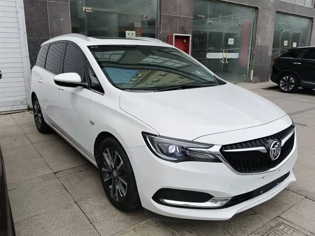 BUICK GL6