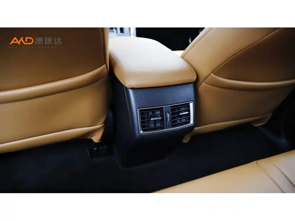 Фото 9 - Lexus NX