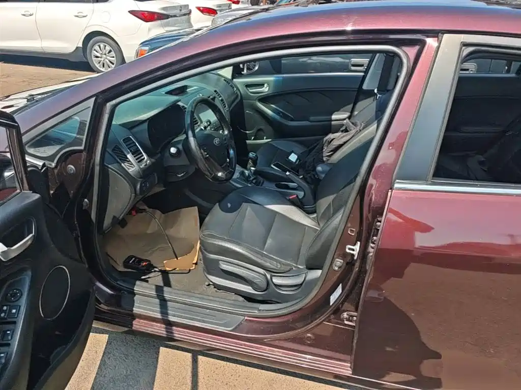 Kia K3 2013 1.6L Manual GLS фото 14