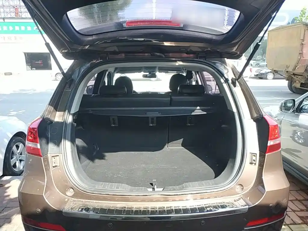 Фото 19 - Haval H2