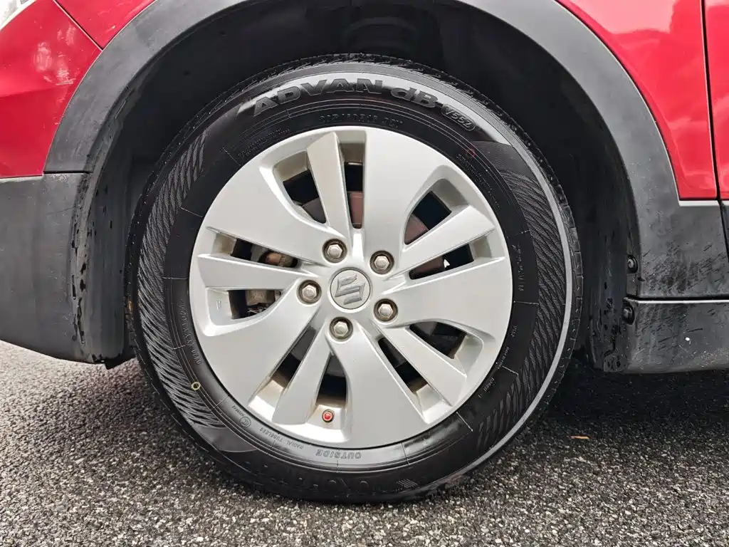 Suzuki SX4 S-Cross 2015 2014 1.6L CVT 2WD Elite