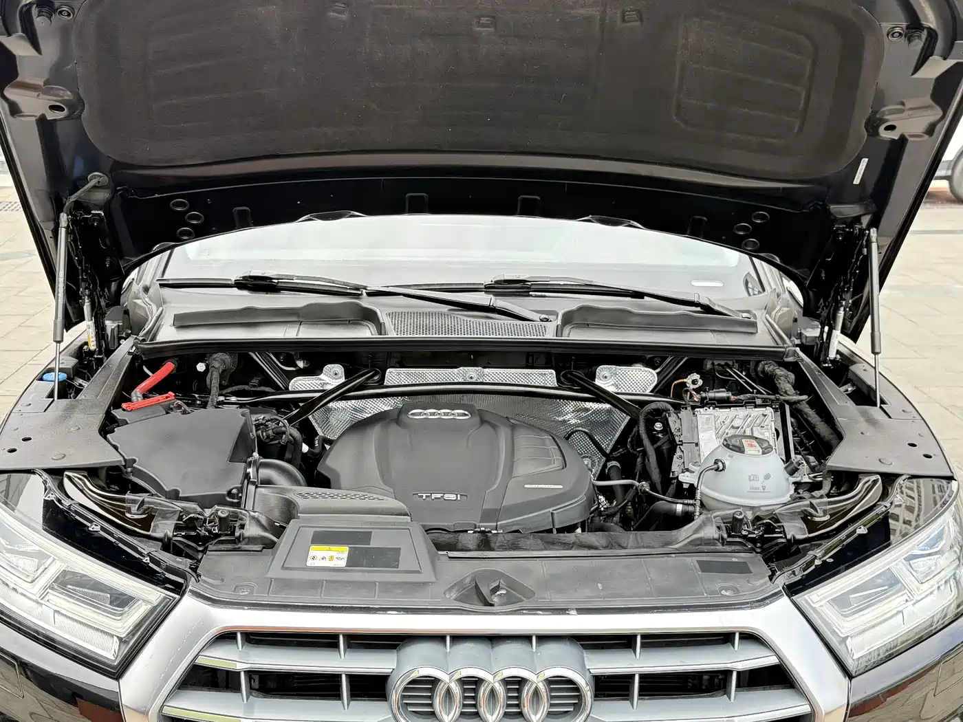 Audi Q5L 2020 Facelift 40 TFSI Honor Fashion фото 37
