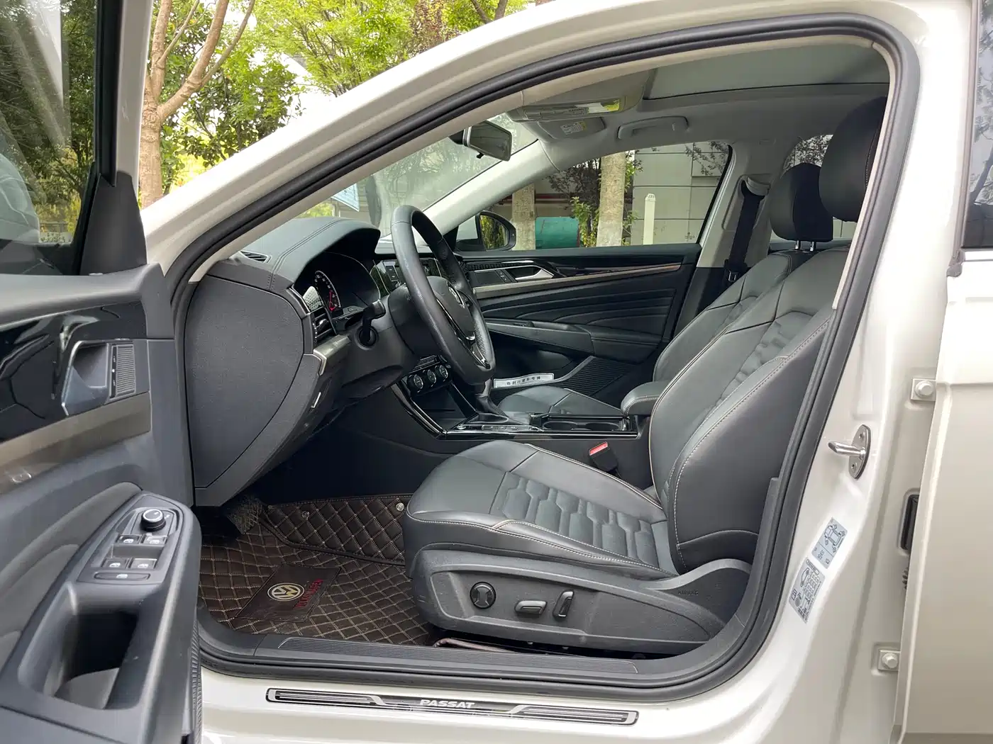 Volkswagen Passat 2019 330TSI Elite Version China VI фото 8