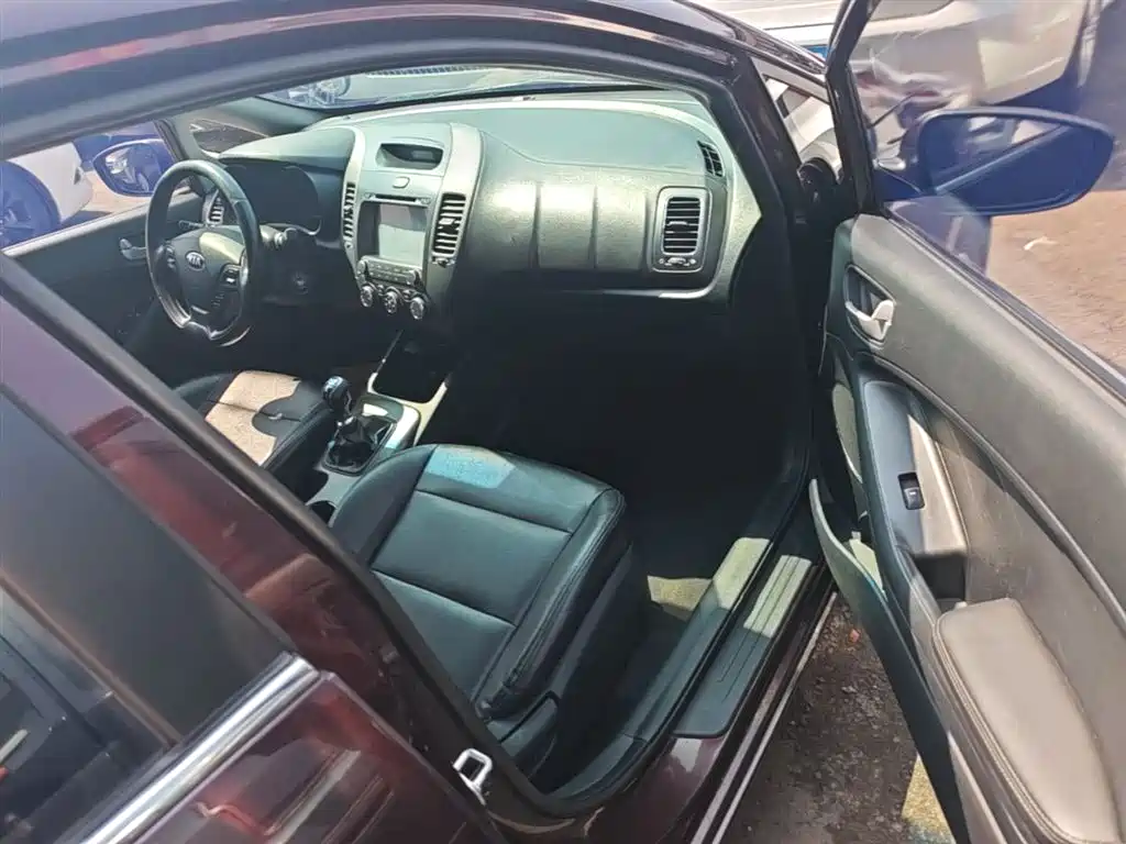 Kia K3 2013 1.6L Manual GLS фото 24
