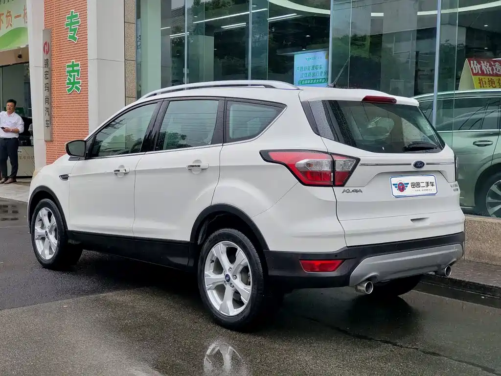 Ford Kuga 2019 2017 EcoBoost 245 AWD Platinum