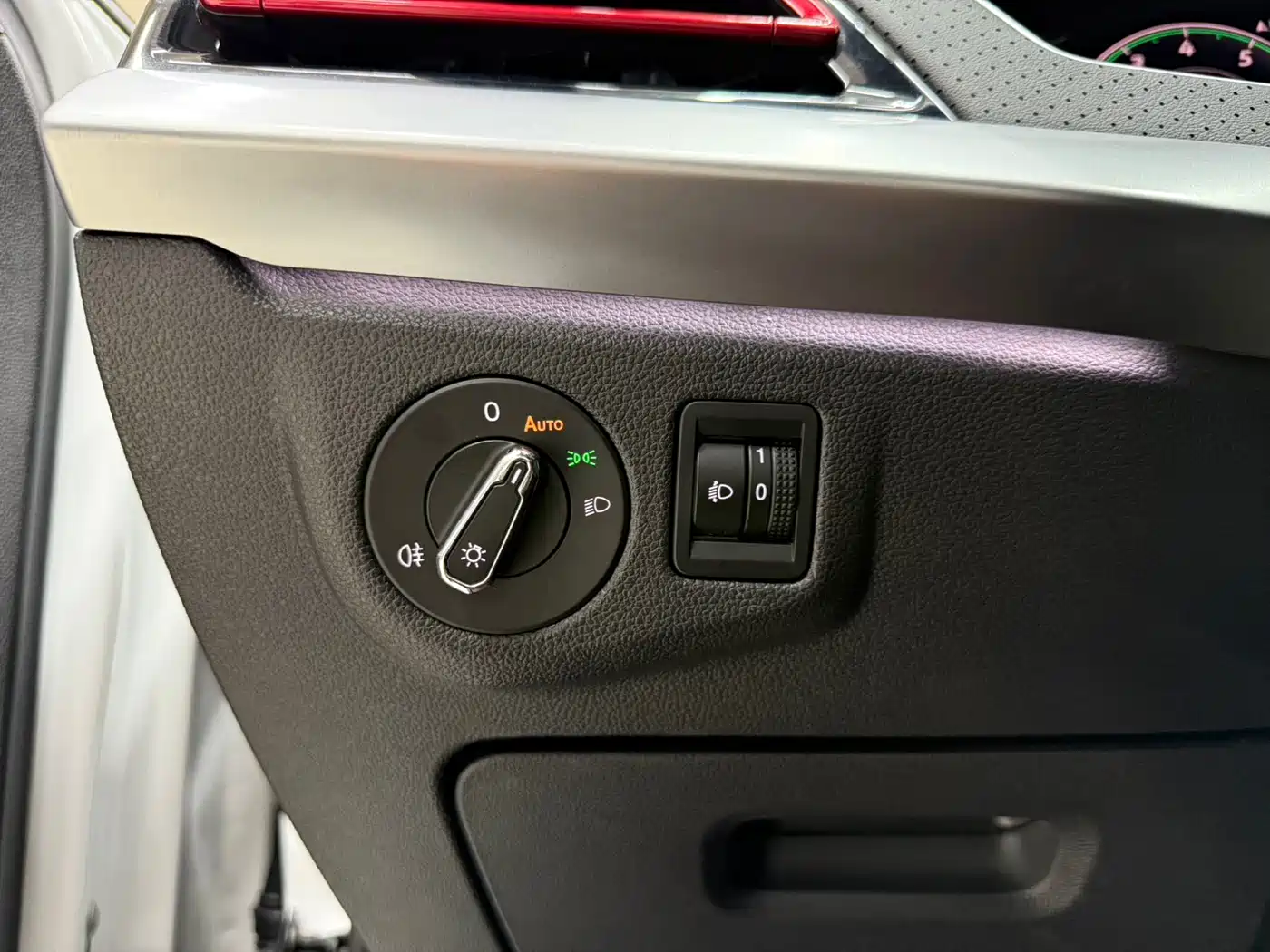 Volkswagen Lavida 2023 Model 280TSI DSG Starlight Eternal Edition фото 9