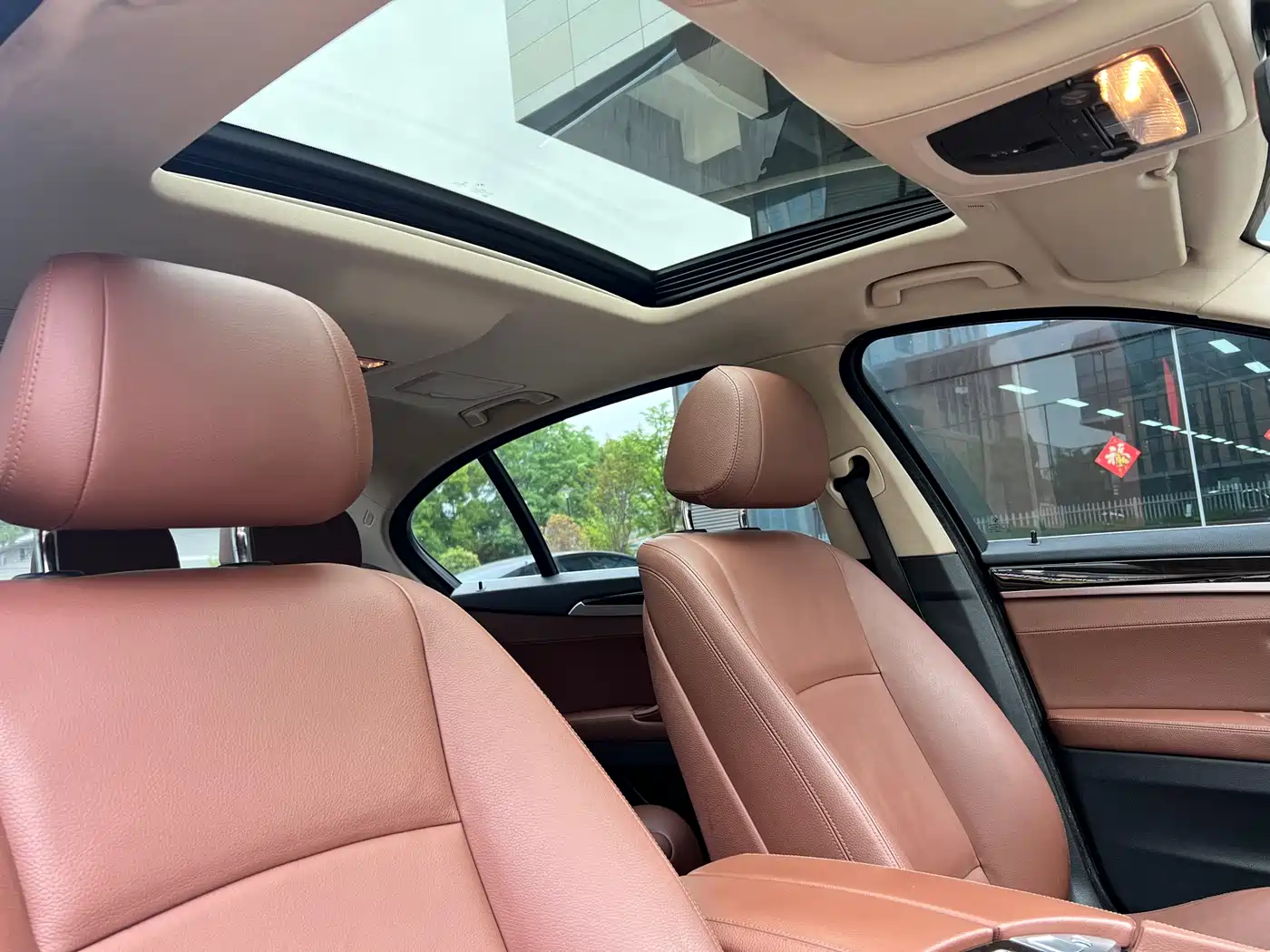 BMW 5 Series 2017 525Li Leading Edition фото 16