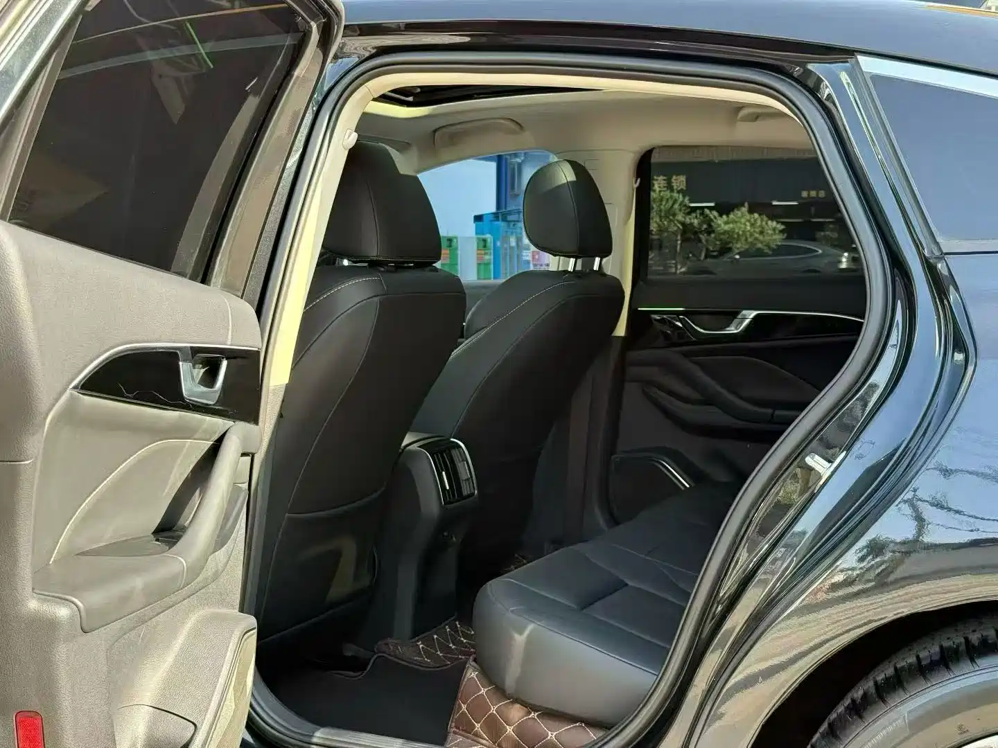 Photo 6 - Besturn B70