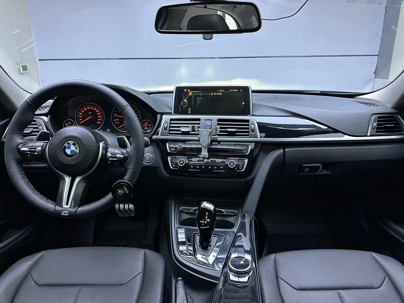 BMW 3 Series 2017 320Li Fashion фото 7